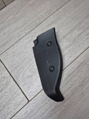 13100. cayenne захист багажника права 9y3827410 фото №1