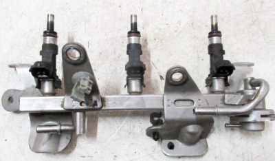 Renault captur 0.9 молдинг упорскування форсунки 175201470r фото №1