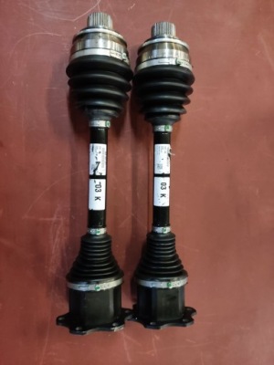 Привідний вал audi e-tron 4ke407271 фото №1