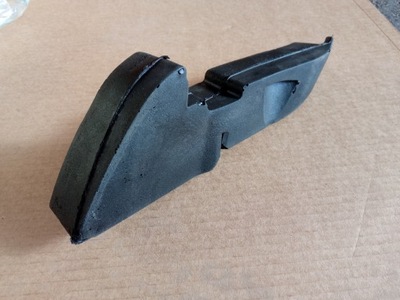 Губка кронштейн жабо fiat linea 51814670 фото №1