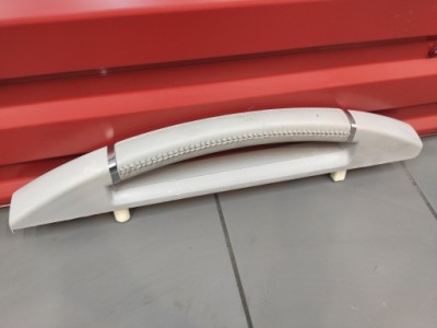 Jeep cherokee liberty kk 07-12r. кронштейн ручка консолі сіра шкіра оригінал фото №1