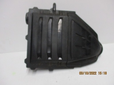 CUERPO DE FILTRO AIRE VW 04C129601M  