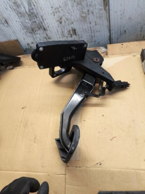 Mercedes w169 w169 педаль тормоза автоматическая коробка передач a1692901001 ? фото №1