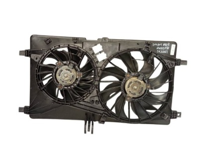 Renault оригінальний номер 214815872r master 3 вентилятори радіатор фото №1