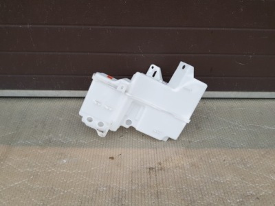 Toyota corolla e21 бачок омывателя 3 насос !!!!!!!! фото №1