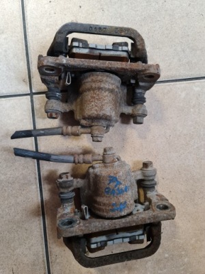 Суппорт тормозной nissan qashqai j10 08' 2.0d фото №1