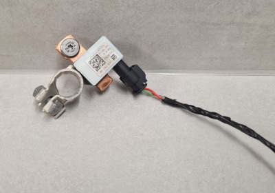 Клема піротехнічна мінусова opel astra k 13526054 фото №1