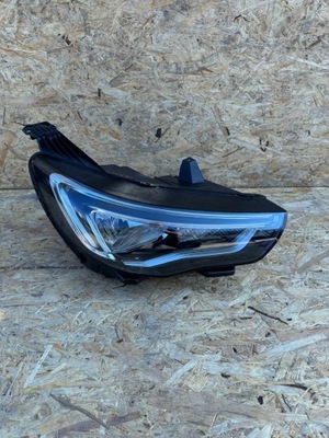 Opel grandland x правая лампа перед led yp00015580 фото №1