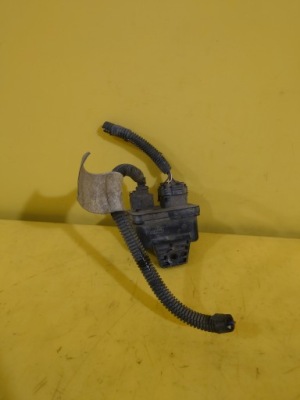 Fiat doblo ii 1.3 реле свеча 55229840 фото №1