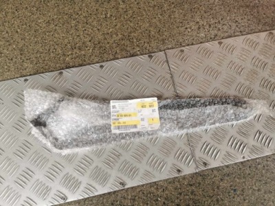 Панель фари поперечина передній правий vw оригінальний номер 3g0805932 фото №1