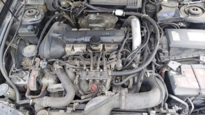 Комплектный  двигатель двигатель volvo v40 2.0b b4204t4 фото №1