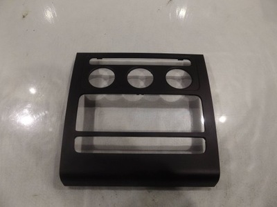 Touran i рамка радио 1t0858071c фото №1