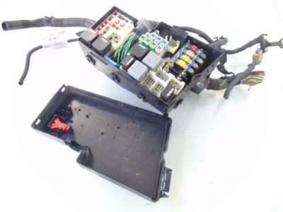 Коробка предохранителей c-max mk1 3m5t-14a067-bc фото №1