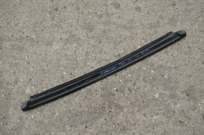 Freelander 02r молдинг ущільнювач скло кришки задня фото №1