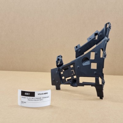 Правий напрямна кронштейн бампера перед polestar 3 фото №1