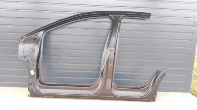 Audi q4 e tron левый блок двигателя порог обшивка переход nowe фото №1