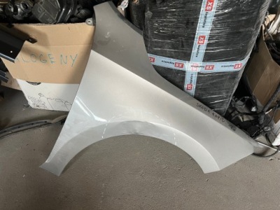 Skoda rapid крила передній перед передній правий rapid zdrowy фото №1