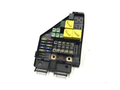 Land rover freelander 2003 рамка / модуль предохранителей фото №1