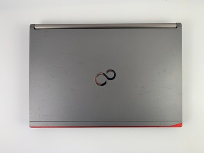 Laptop na części Fujitsu LifeBook E746 klapa dolna palmrest