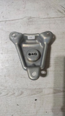 Bmw 3 f30 f35 f31 2017 кронштейн фото №1