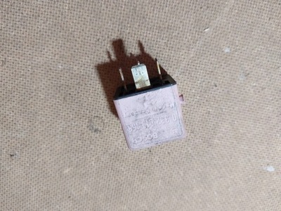 Реле bmw e39 8365326 фото №1