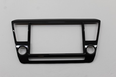 Skoda superb iii рамка радіо навігації фото №1