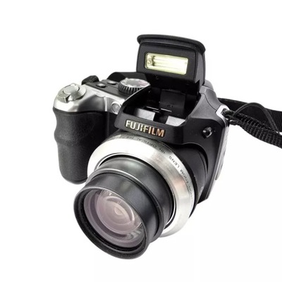 APARAT FUJIFILM FINEPIX S8100FD