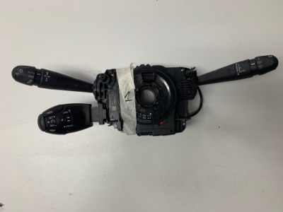 Citroen c3 aircross переключатель комбинированный переключатели com лента 98262573zd фото №1