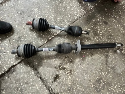 Mercedes b klasa w246 a klasa w176 приводной вал левая комплектная механическая коробка передач оригинал cdi фото №1