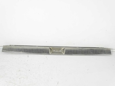 Mercedes e w210 молдинг накладка порог багажника фото №1