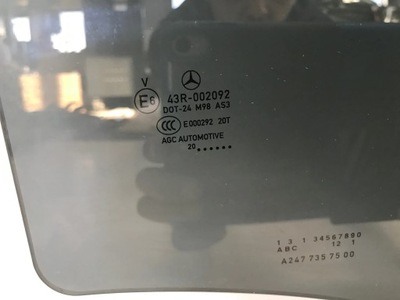 Mercedes gla ii h247 2022 стекло дверь задняя правая фото №1