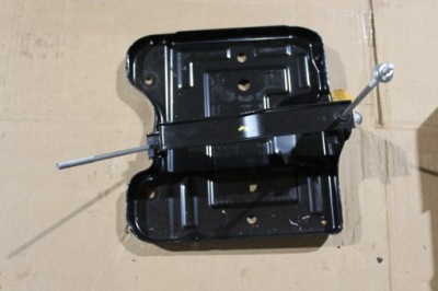 Infiniti q60 2.0 turbo основа кронштейн акумулятор фото №1