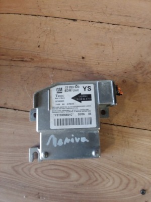 Opel meriva a датчик подушка безопасности 13203620 ys фото №1