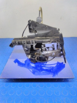 Ford cmax c-max замок двері задня лівий 3m5ar26413bn фото №1