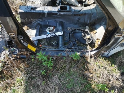 Lexus is200 is 200 300 поріг блок двигуна a b правий фото №1