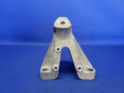 Кронштейн двигуна audi a5 8t lift 3.0 tdi фото №1