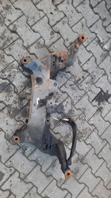 Подрамник nissan primera p12 2.0 фото №1