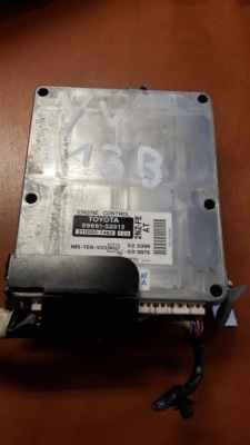 Бортовий комп'ютер двигуна 89661-52312 yaris verso 1.3 фото №1