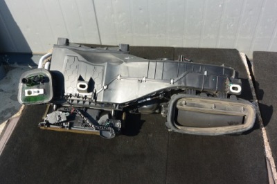 Mercedes-benz оригинальный номер 1690290864 фото №1