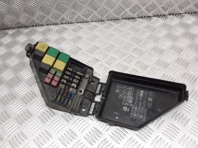 Коробка запобіжників mg zt 2.0 d фото №1