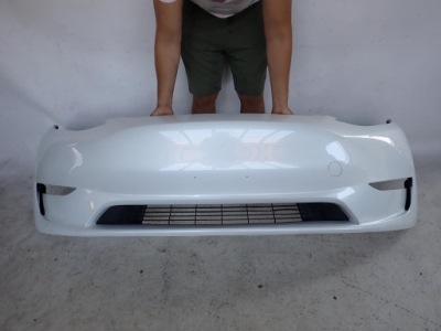 Tesla model y 20- бампер перед передний фото №1