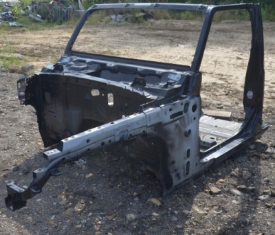 Підкрилок лівий поріг блок двигуна решітка рамка wrangler jl 18+ 68302715ac px8 фото №1