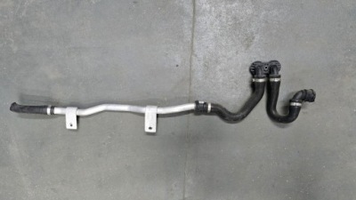 Патрубок труба шланг води bmw x3 g01 x4 g02 8597285 фото №1