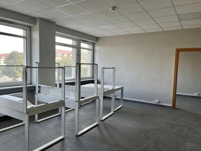 Komercyjne, Toruń, 64 m²