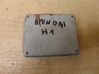 Бортовий комп'ютер блок керування hyundai h1 95470-4a100 фото №1