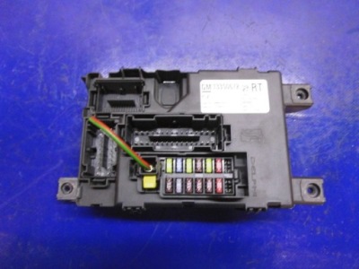 Коробка bsi запобіжників 13350672 opel corsa d фото №1