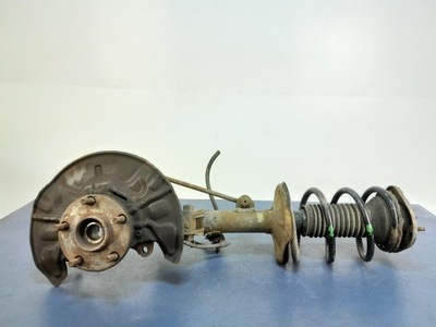 Toyota corolla verso ii поворотний кулак mcperson права фото №1