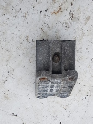 Подушка двигуна перед man tgl tgm фото №1