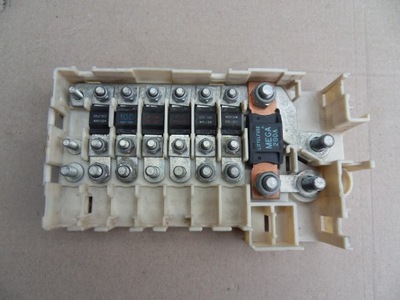 Коробка запобіжників bmw e39 8370638 фото №1