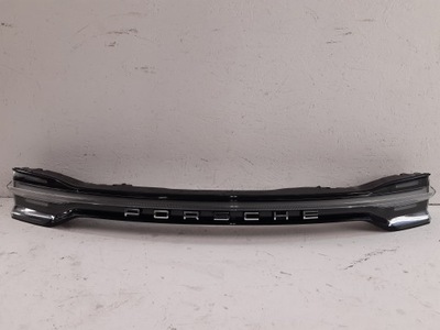 Porsche macan 95b lift 18- gts накладка led задняя eu фото №1